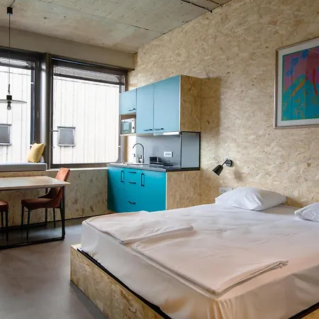 Apartment Headline *